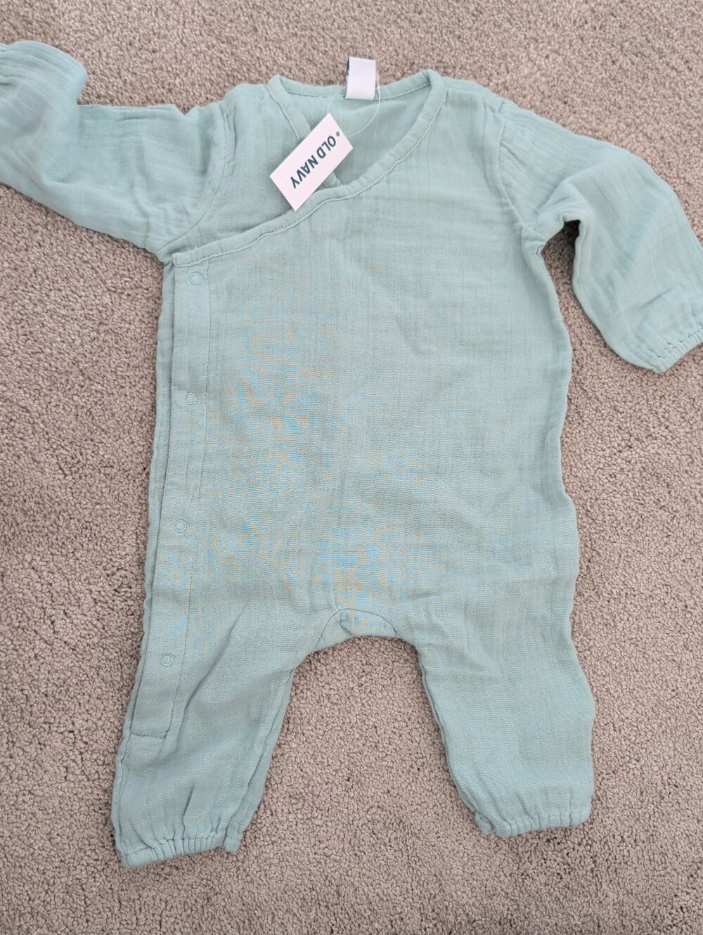Old Navy Mint Green Long-Sleeve One-Piece Bodysuit